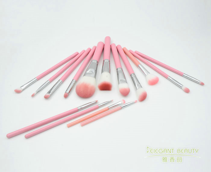 榴莲视频成人APP无限看成人工厂刷柄组装线如何控制刷毛与套管间隙？